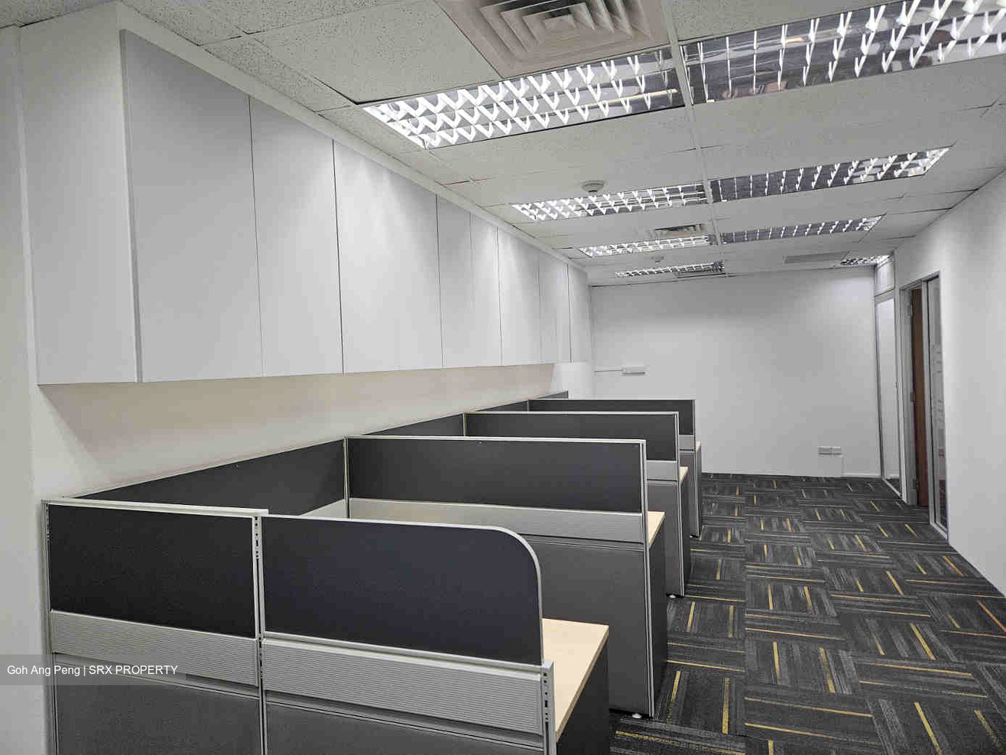 North Bridge Centre (D7), Office #478383231